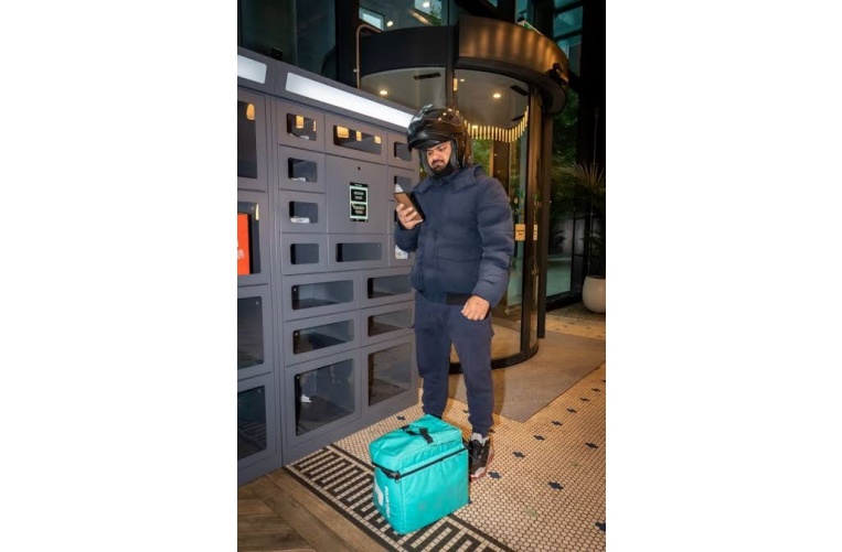 How to Choose a Smart Food Delivery Locker: Heating, Hygiene, and Access Technology Explained